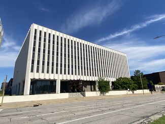 Plus de détails pour 220 SE 6th Ave, Topeka, KS - Bureau à louer