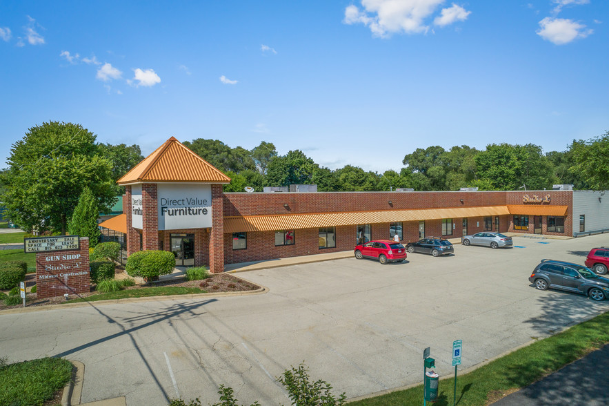 11015 Main St, Roscoe, IL for sale - Primary Photo - Image 1 of 21