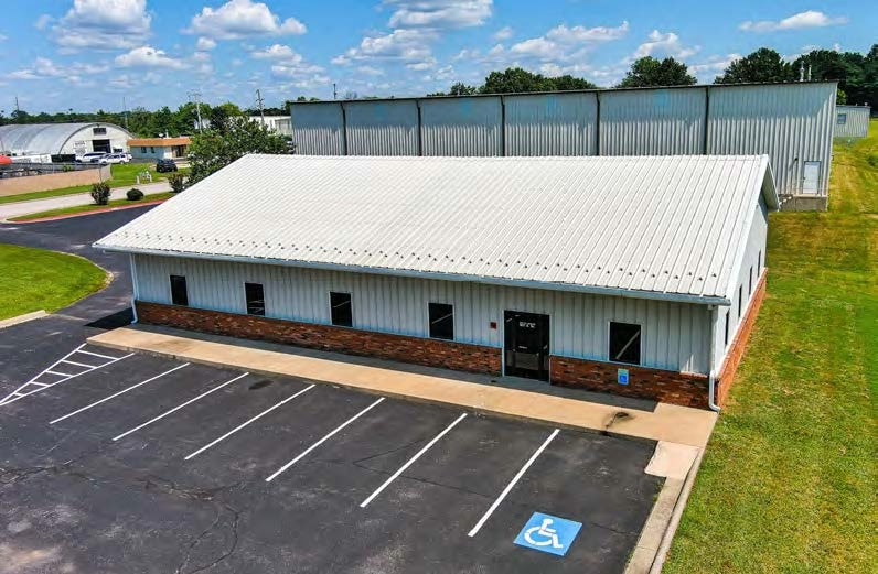 1821 S 1st St, Rogers, AR for lease Building Photo- Image 1 of 5