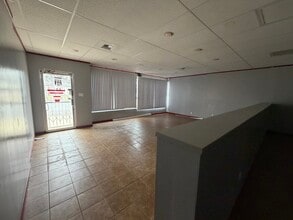 2027 Marine Ave, Gardena, CA à louer Photo intérieure- Image 2 de 6