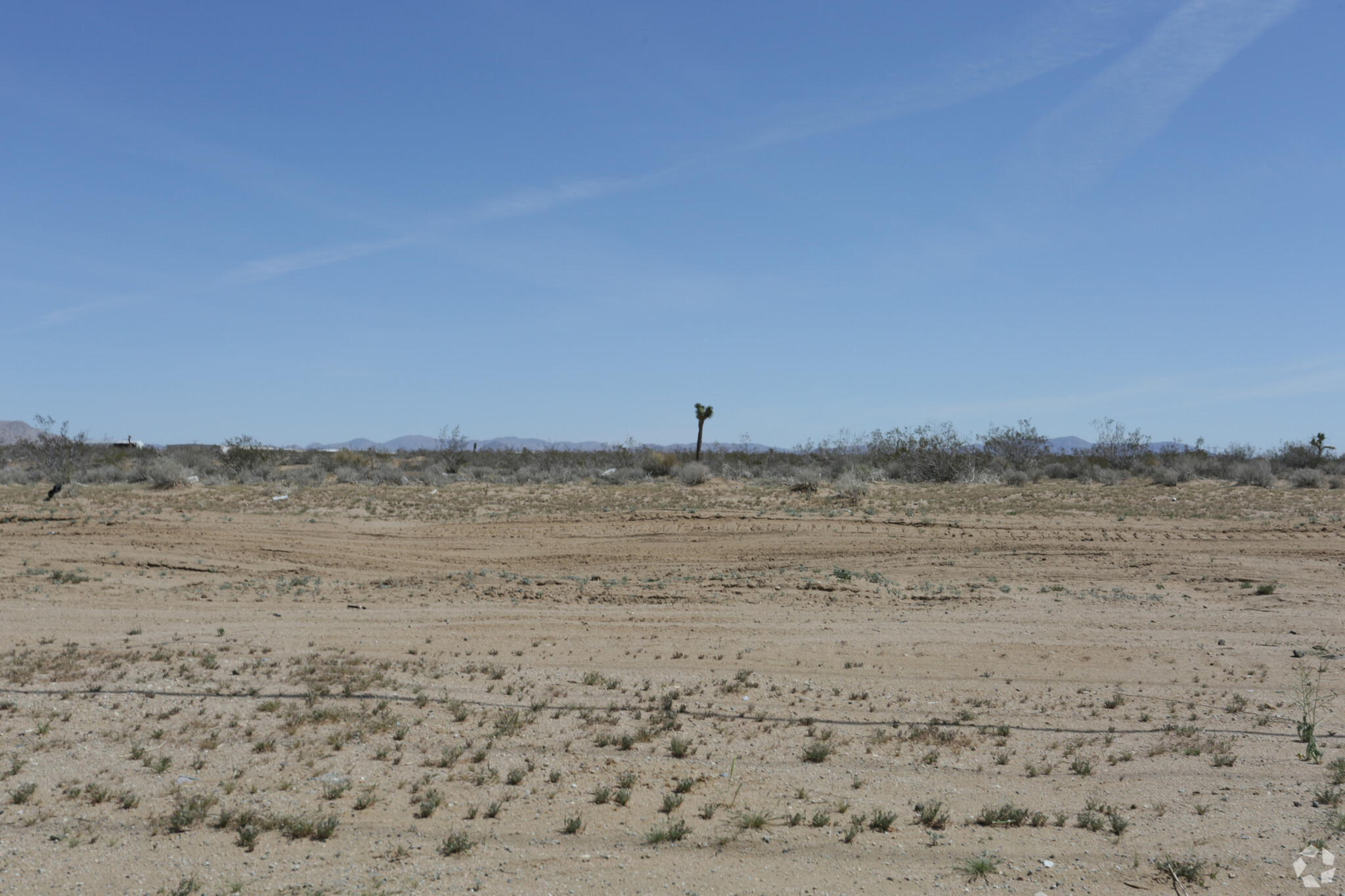 Adelanto Rd, Adelanto, CA à louer Photo principale- Image 1 de 12