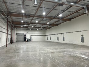 1703-1741 Stewart St, Santa Monica, CA for lease Interior Photo- Image 2 of 4