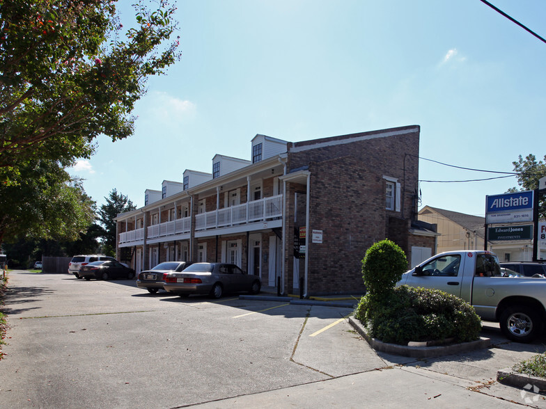 749 Aurora Ave, Metairie, LA à louer - Photo du bâtiment - Image 3 de 3