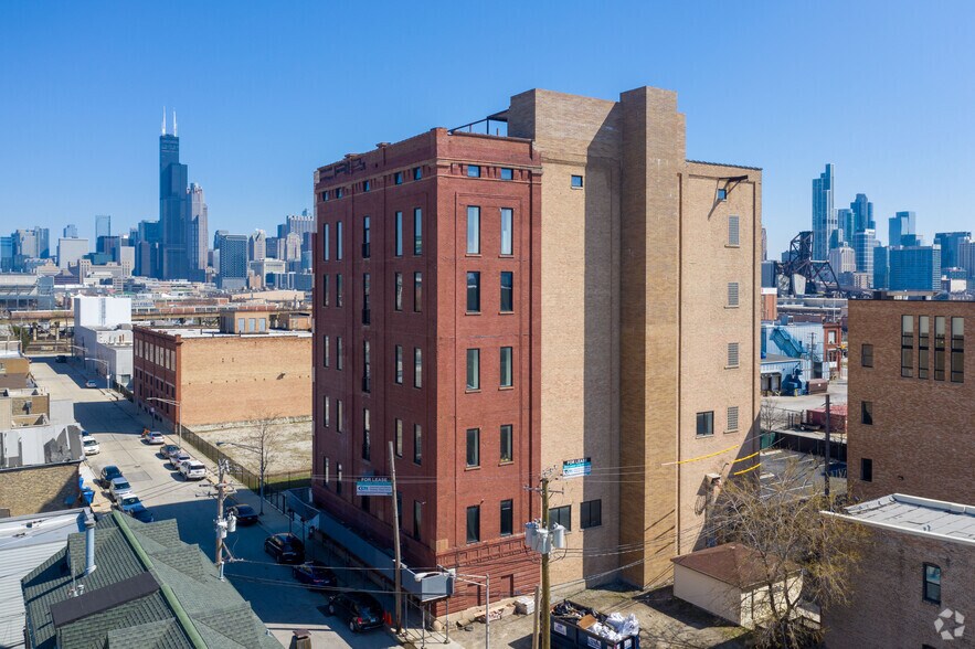 1719 S Clinton St, Chicago, IL for lease - Building Photo - Image 1 of 6