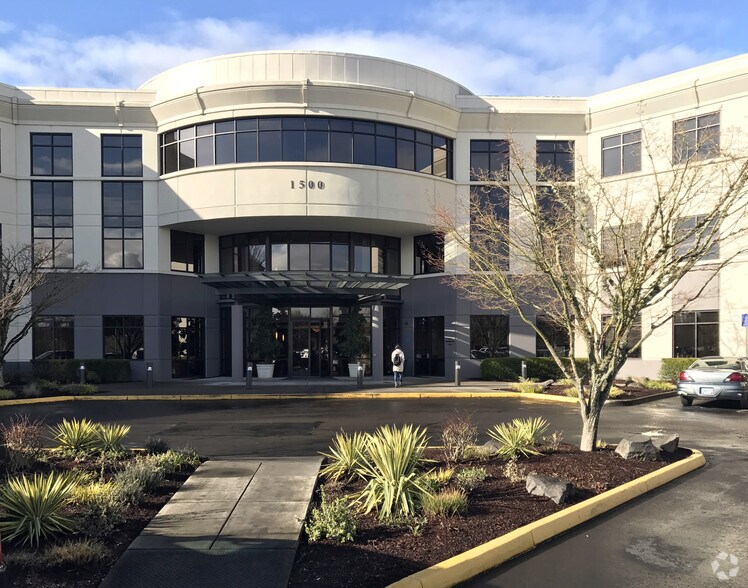 1500 NW Bethany Blvd, Beaverton, OR à louer - Photo du bâtiment - Image 2 de 15