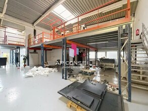 Industrial in Trappes for lease Interior Photo- Image 2 of 8