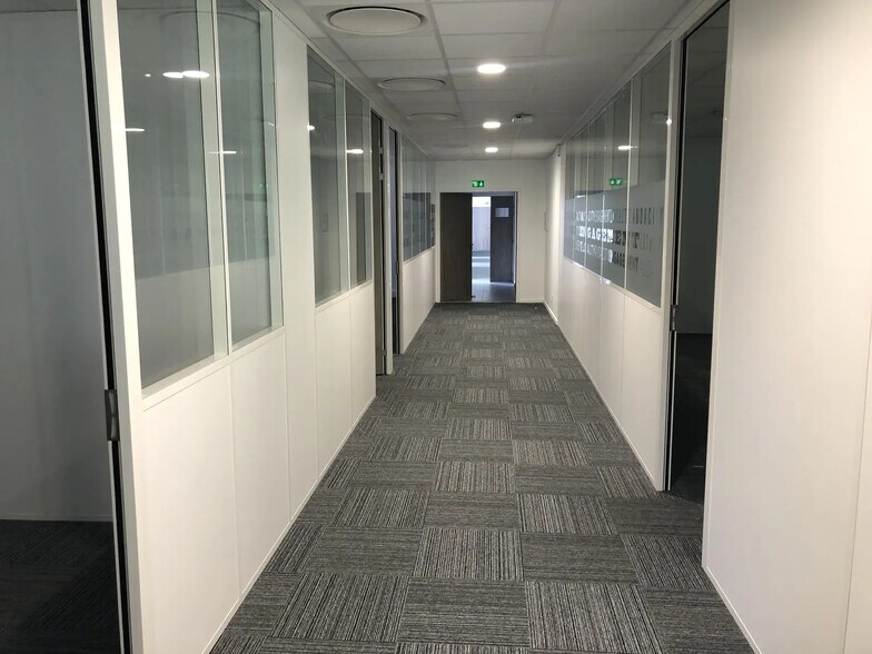 Flex dans Dardilly à louer - Photo intérieure - Image 3 de 7