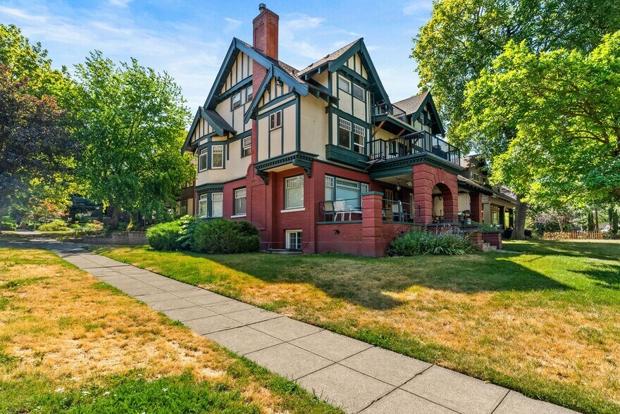 903 S Adams St, Spokane, WA à vendre - Photo du bâtiment - Image 2 de 17