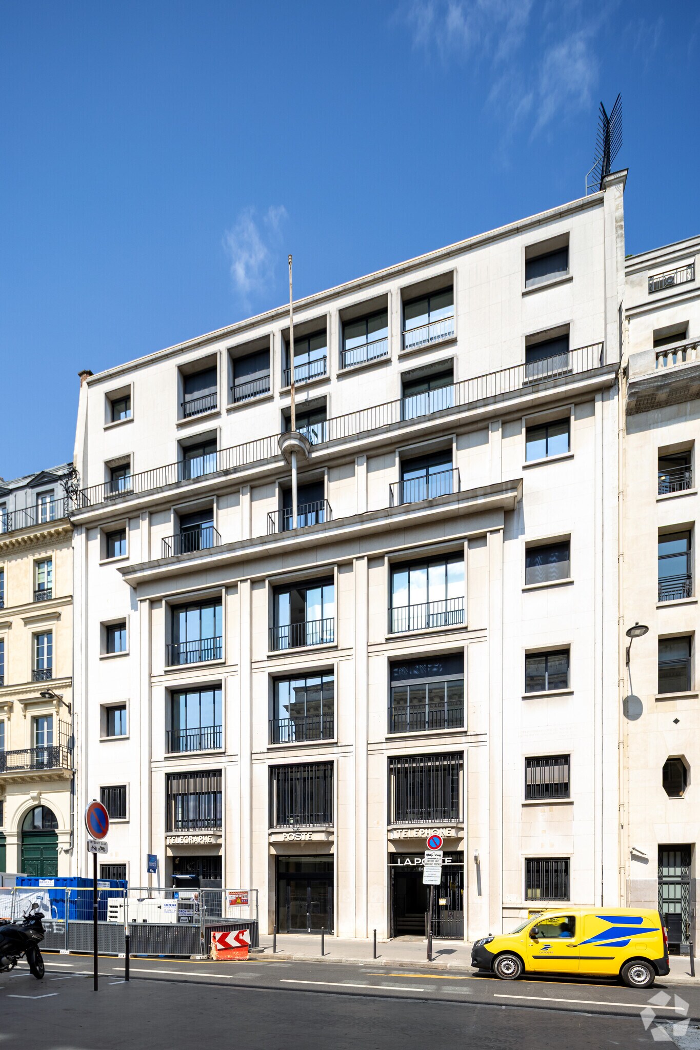 5-9 Rue Feydeau, Paris for lease Primary Photo- Image 1 of 6