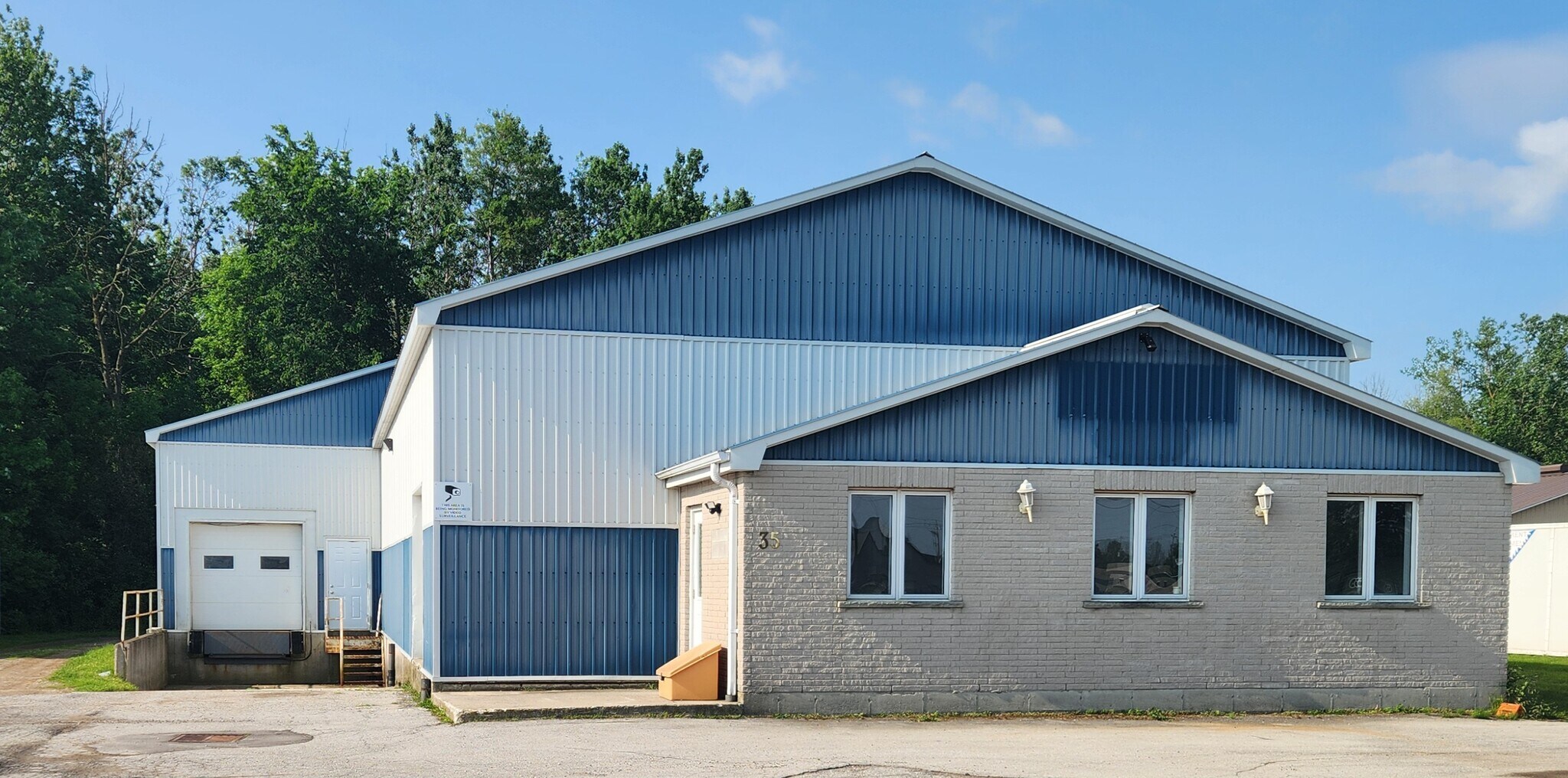 35 Griffith Rd, Stratford, ON à vendre Photo du bâtiment- Image 1 de 1