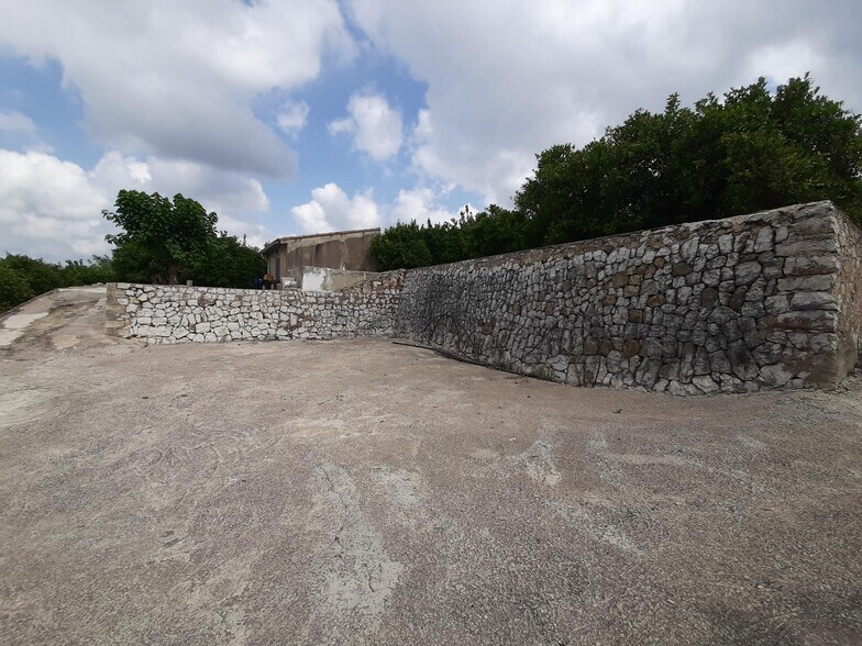 Land in Alzira, Valencia for sale - Primary Photo - Image 3 of 23