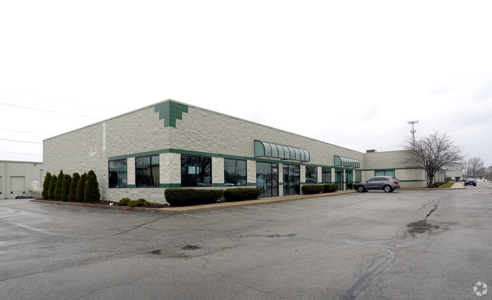 8501 Bash St, Indianapolis, IN for lease - Building Photo - Image 3 of 3