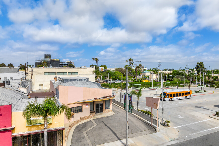 320 S La Brea Ave, Inglewood, CA à louer - Photo du bâtiment - Image 3 de 24