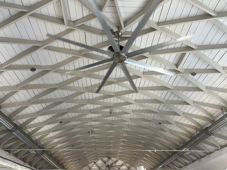 805 S Shamrock Ave, Monrovia, CA à vendre - Photo intérieure - Image 2 de 6