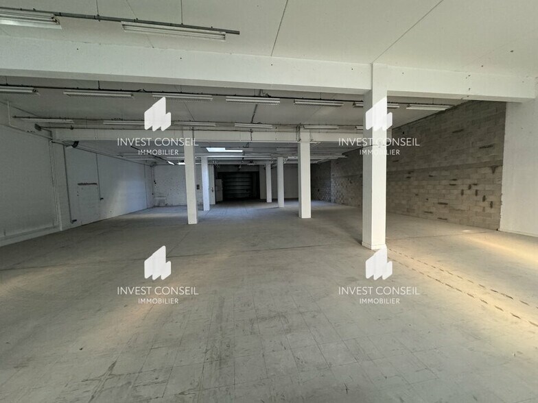 66 Rue Des Vanesses, Villepinte à louer - Photo du bâtiment - Image 2 de 12