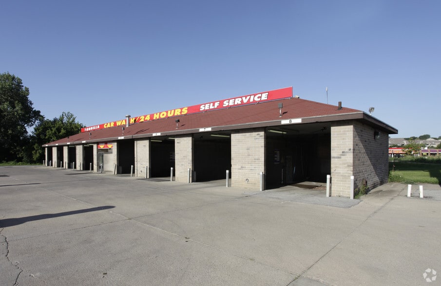 2727 S 156th St, Omaha, NE for sale - Primary Photo - Image 1 of 2