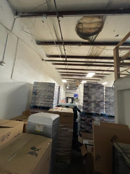 1100 Gauge Dr, Lake Havasu City, AZ for lease - Building Photo - Image 2 of 3