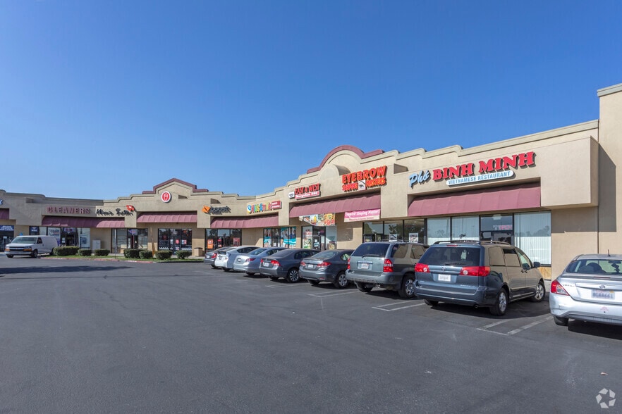 1061-1209 E March Ln, Stockton, CA for lease - Building Photo - Image 2 of 4
