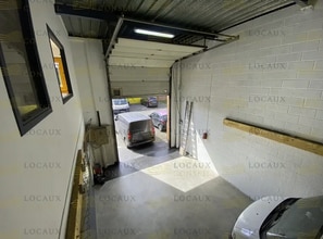 Flex in Saint-Ouen-l'Aumône for lease Interior Photo- Image 2 of 9