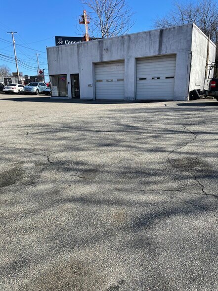 438 Highland St, Salem, MA for sale - Building Photo - Image 2 of 2