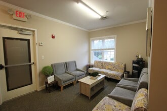 233 W Central St, Franklin, MA for lease Interior Photo- Image 2 of 12
