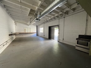 3904 S Broadway, Los Angeles, CA for lease Interior Photo- Image 2 of 3