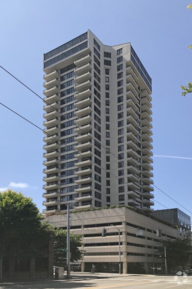 2207 3rd Ave, Seattle, WA à vendre - Photo du bâtiment - Image 3 de 29