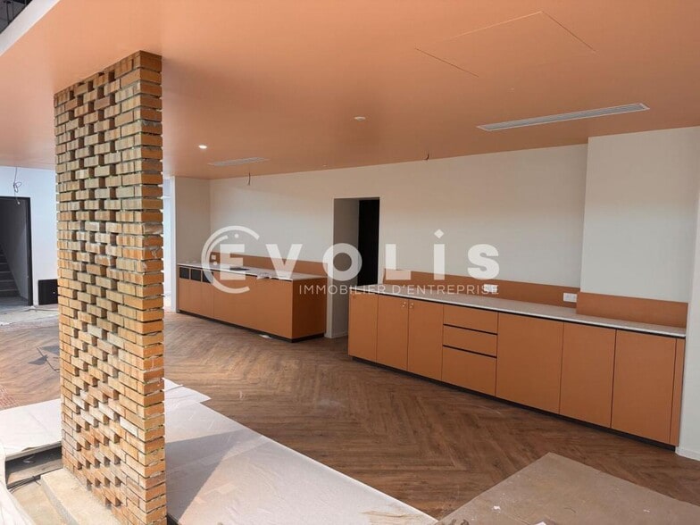 24-26 Rue Villeneuve, Clichy à louer - Photo intérieure - Image 3 de 10