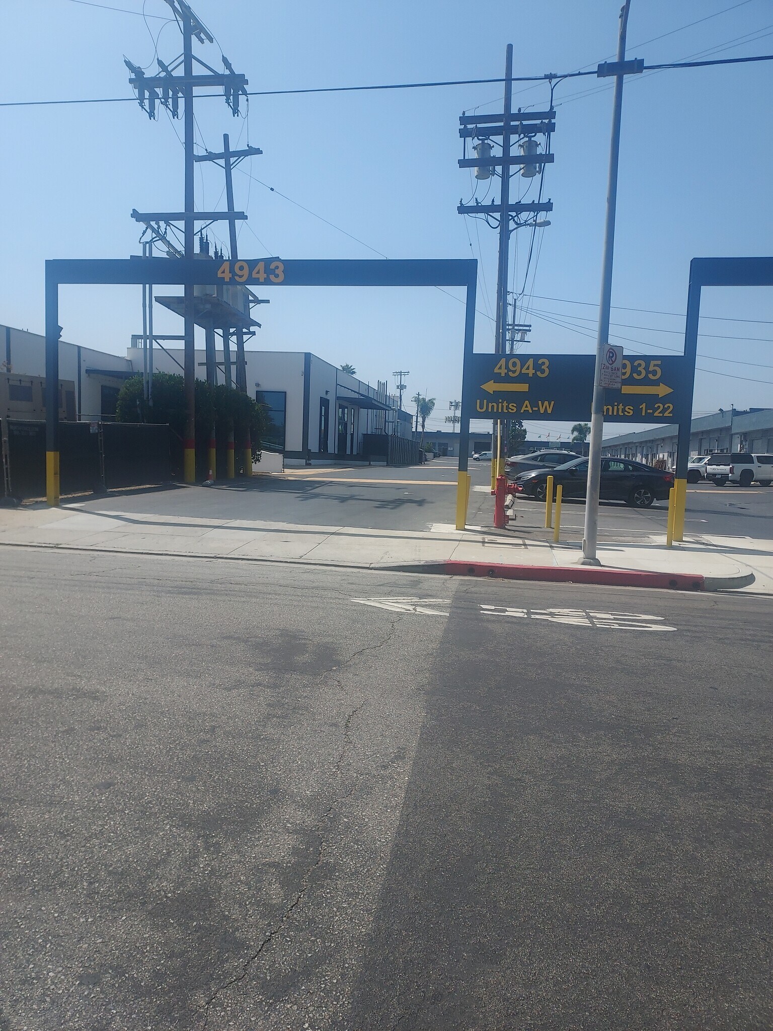 4935-4943 McConnell Ave, Los Angeles, CA à louer Autre- Image 1 de 7