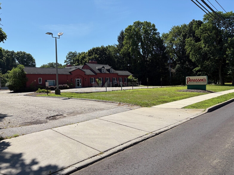 3983 Darrow Rd, Stow, OH for sale - Building Photo - Image 1 of 8