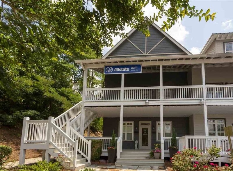 911 Creekside Ct, Helena, AL for sale - Building Photo - Image 2 of 17