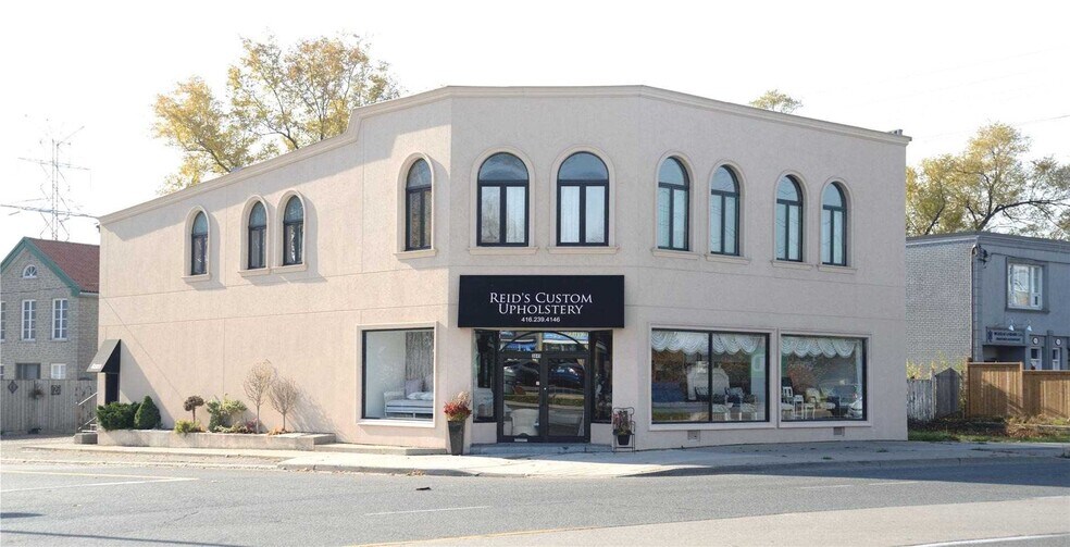 3845 Bloor St W, Toronto, ON à vendre - Photo principale - Image 1 de 1