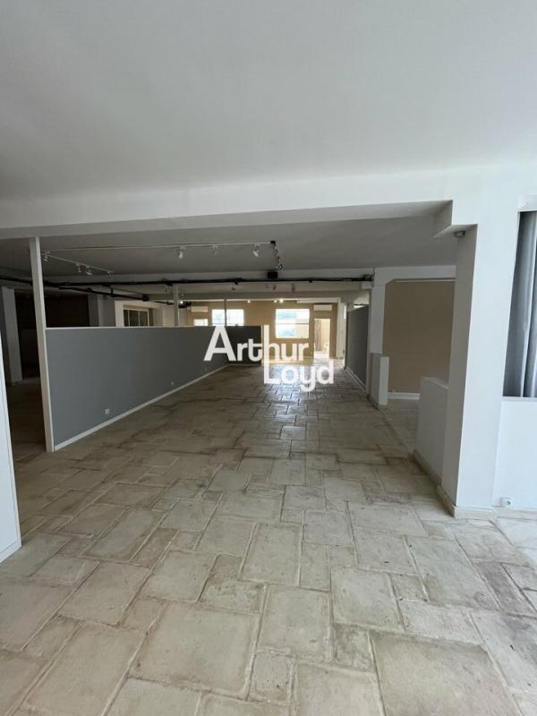 Flex in SOPHIA ANTIPOLIS for sale Building Photo- Image 1 of 8