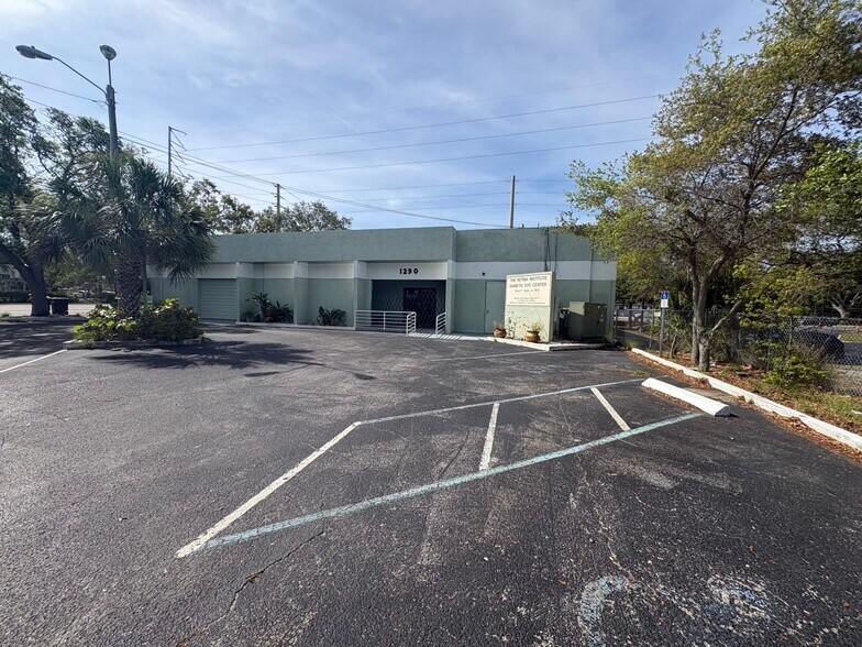 1290 S Missouri Ave, Clearwater, FL à vendre - Photo du bâtiment - Image 2 de 22