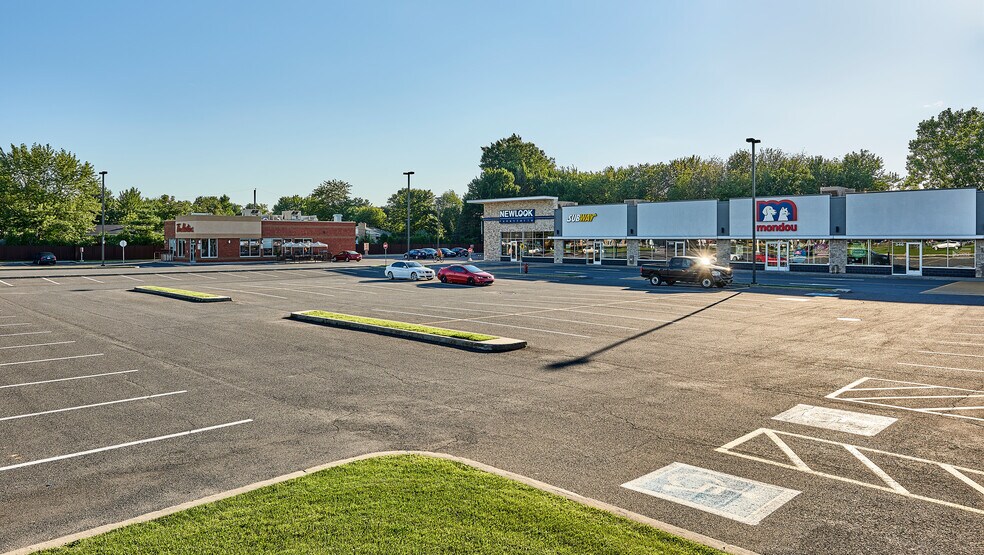 340 Boul Poliquin, Sorel-tracy, QC à louer - Photo du bâtiment - Image 3 de 5