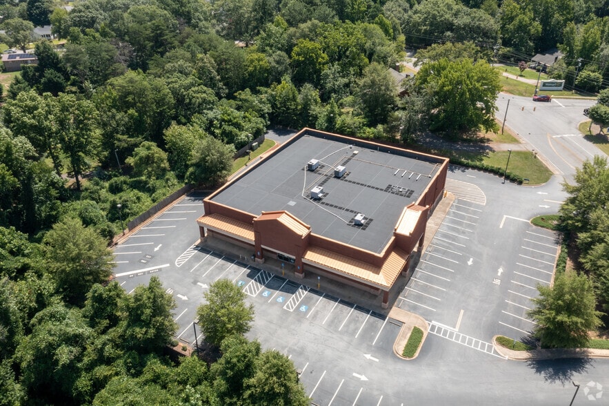 6414 State Park Rd, Travelers Rest, SC for sale - Building Photo - Image 2 of 5