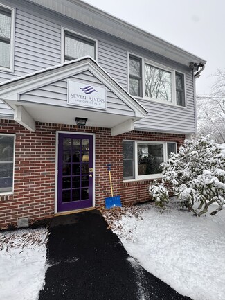 Plus de détails pour 221 Old Concord Tpke, Barrington, NH - Bureau à louer