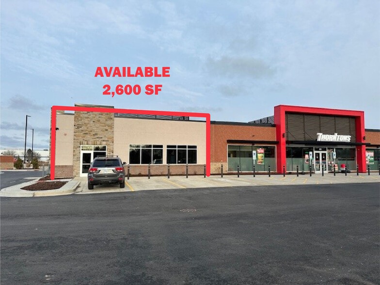 823 W Lake St, Hanover Park, IL for lease - Building Photo - Image 1 of 3
