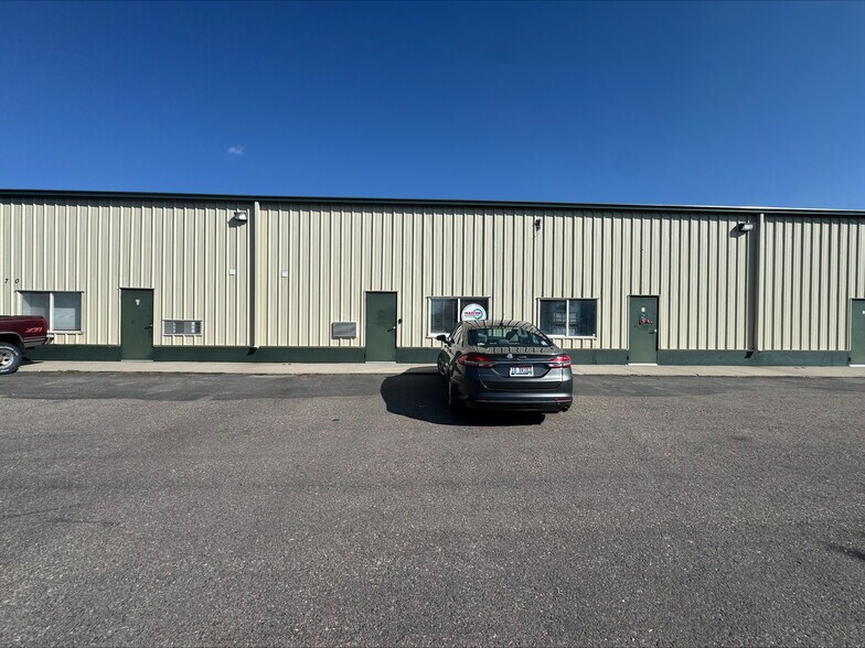 5745 Industry Way, Chubbuck, ID à louer - Photo du bâtiment - Image 2 de 7