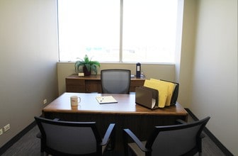 2300 Barrington Rd, Hoffman Estates, IL for lease Interior Photo- Image 1 of 4