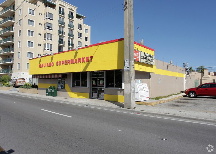 2537 SW 37th Ave, Miami, FL for sale - Primary Photo - Image 1 of 4