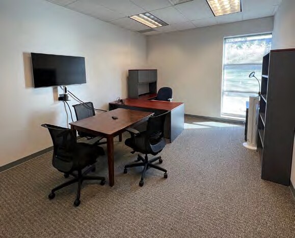 28900 Fountain Pky, Solon, OH for lease - Interior Photo - Image 2 of 9
