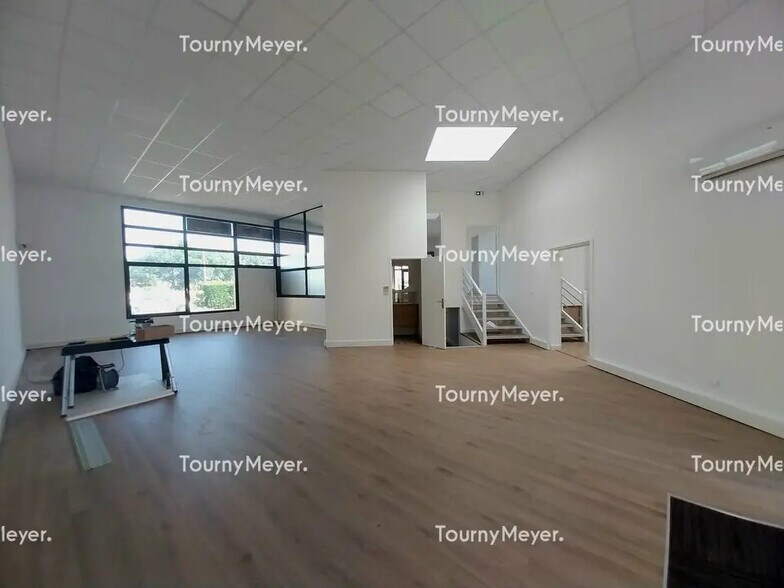 Office in Balma for lease - Building Photo - Image 2 of 10