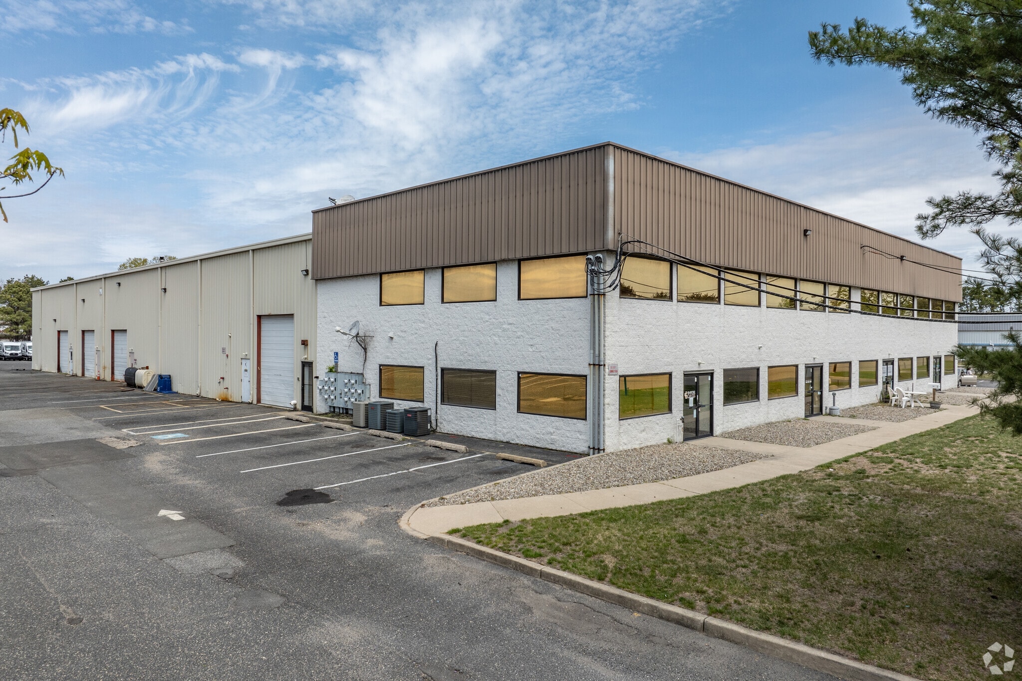 1970 Swarthmore Ave, Lakewood, NJ for lease Building Photo- Image 1 of 7