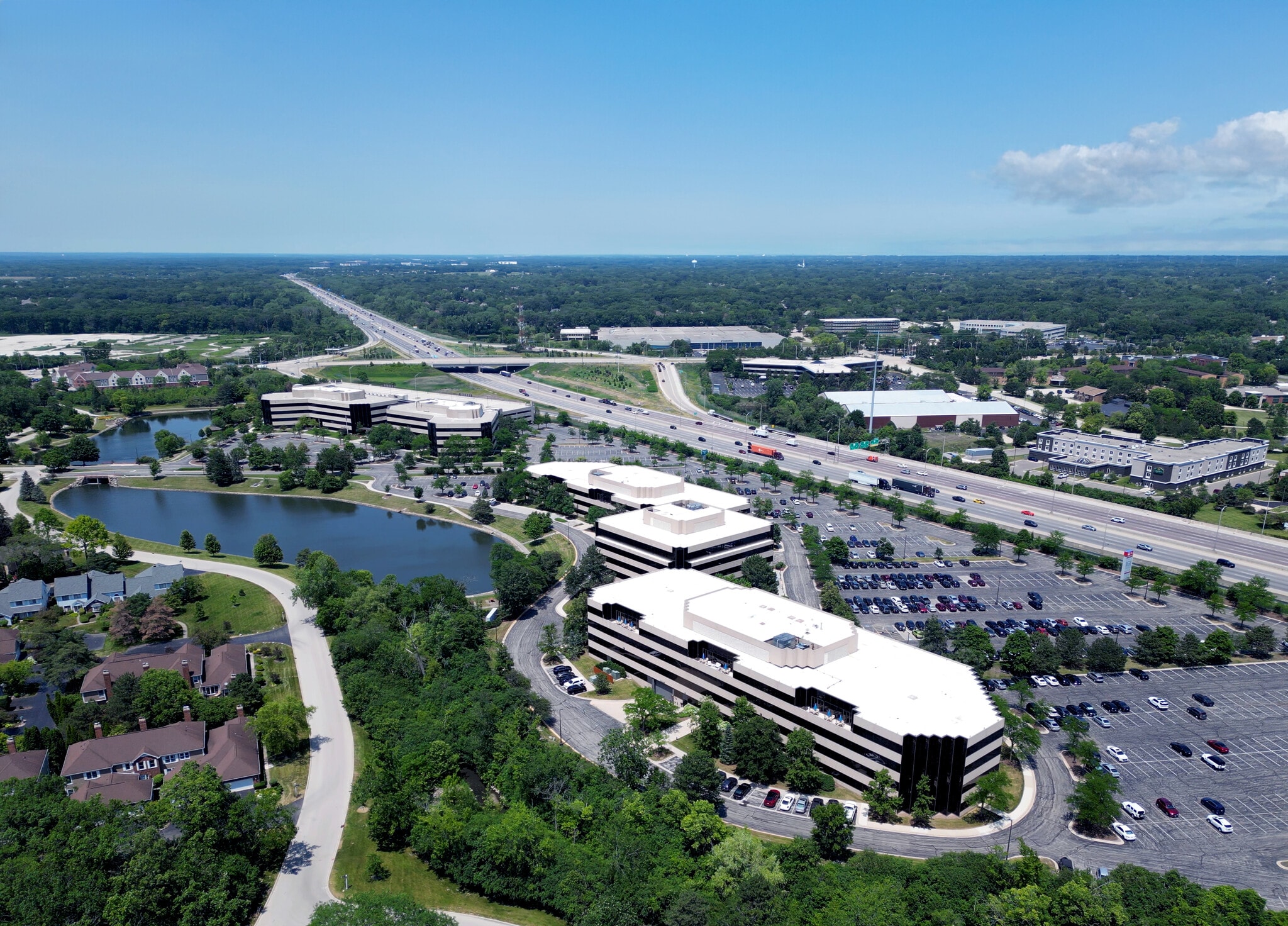 300 Tri State International, Lincolnshire, IL for lease Building Photo- Image 1 of 15