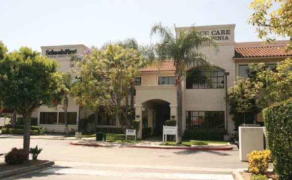 151 N Kraemer Blvd, Placentia, CA à louer - Photo principale - Image 3 de 4