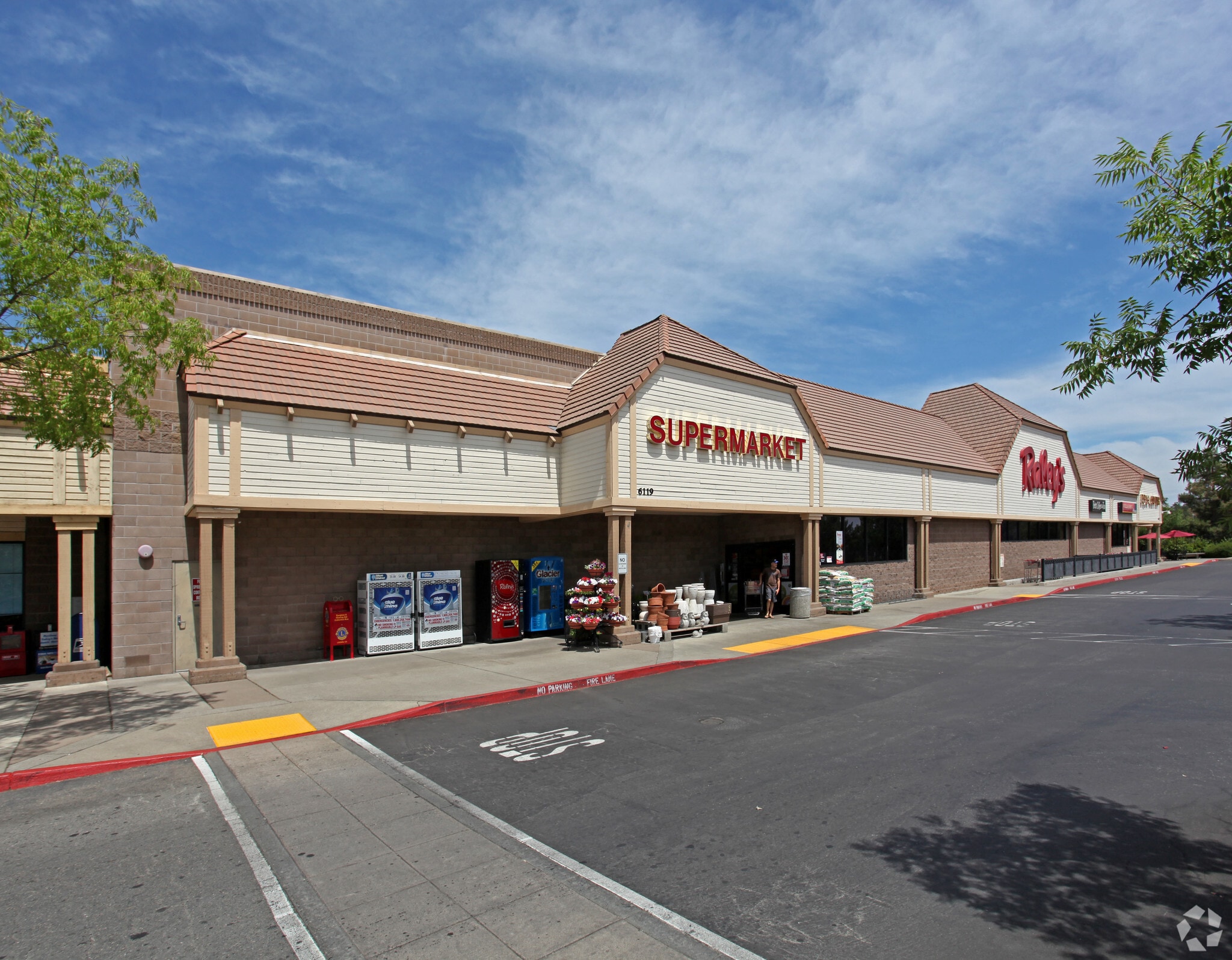 6009-6119 Horseshoe Bar Rd, Loomis, CA for lease Primary Photo- Image 1 of 7