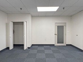 2800-2860 W 21st St, Erie, PA for lease Interior Photo- Image 1 of 8