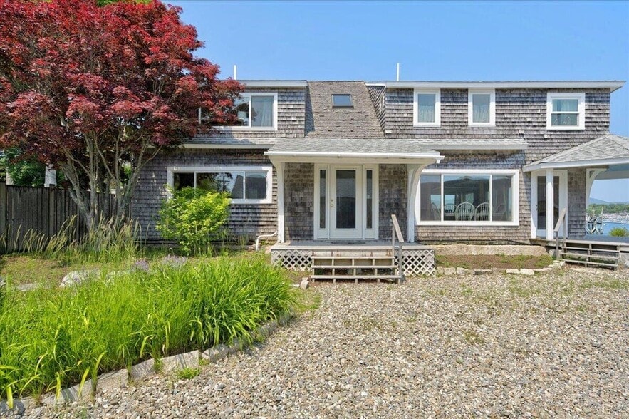 109-113 Shore Rd, Southwest Harbor, ME for sale - Building Photo - Image 2 of 10
