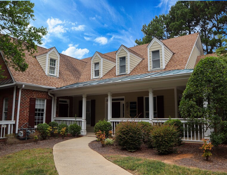 5540 Mcneely Dr, Raleigh, NC à louer - Photo du bâtiment - Image 1 de 7